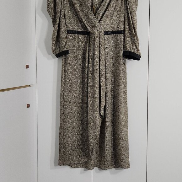 BCBCMAXAZRIA Wrap Dress Mini Camo Leopard Size 10 - Picture 3 of 7